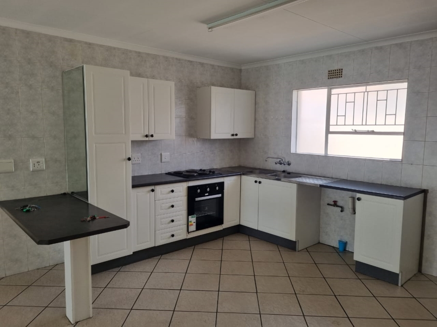 3 Bedroom Property for Sale in Edge On the Vaal Free State